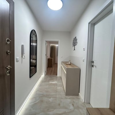 Location longue durée d’un appartement confortable de 2 pièces, quartier Mladost, Varna, Bulgarie